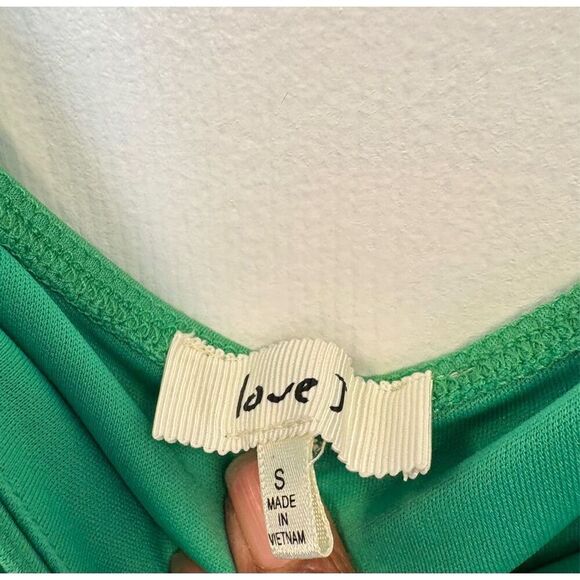 Ruched Green Dress - Picture 5 of 5